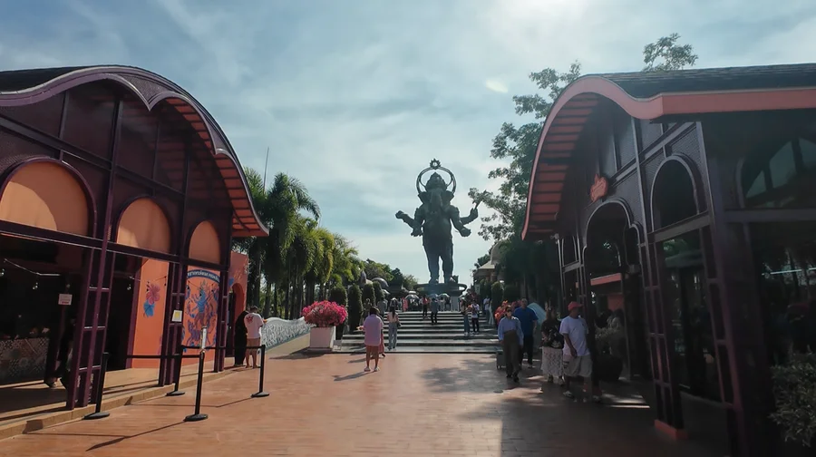 クローンクアン・ガネーシャ公園のガネーシャ